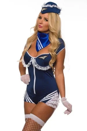 airline-stewardess-costume