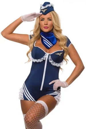 airline-stewardess-costume