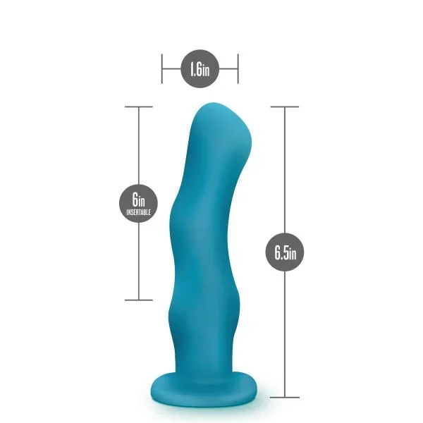 blush-impressions-n3-vibrating-dildo-with-suction-cup