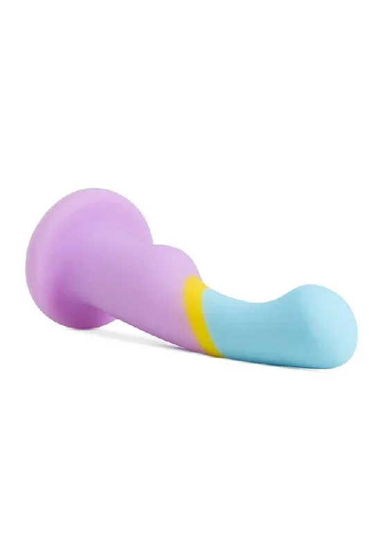 blush-novelties-avant-d14-heart-of-gold-silicone-curved-dildo