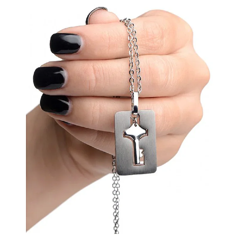 master-series-cuffed-locking-bracelet-and-key-necklace