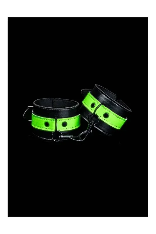 ouch-by-shots-toys-glow-handcuffs-glow-in-the-dark