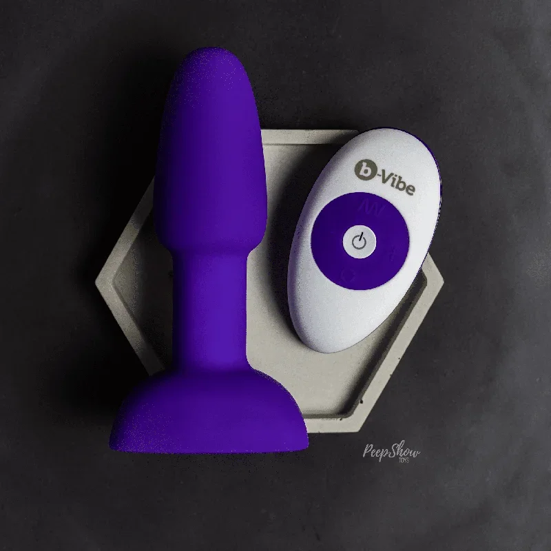 B-Vibe Petite Vibrating Rimming Plug