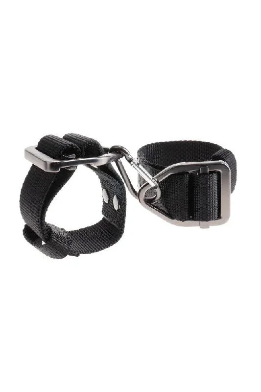 pipedream-command-by-sir-richards-heavy-duty-cuffs-black