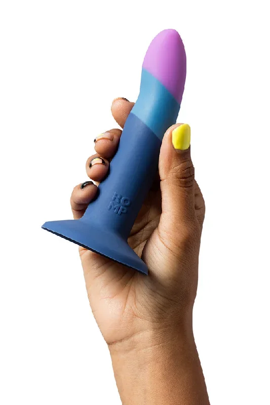 romp-piccolo-5-5-dildo-purple-blue