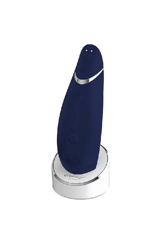 womanizer-premium-clitoral-stimulator-blueberry