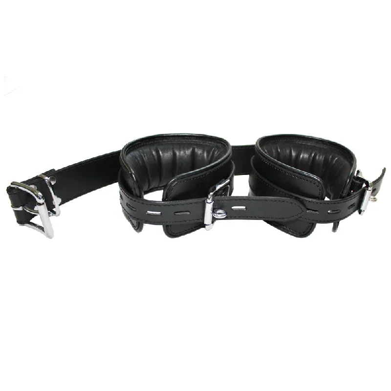 zorba-lockable-leather-neck-to-wrist-collar-cuffs-set